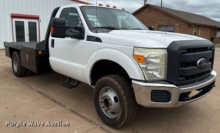 image for item EJ4630 2015 Ford F350 Super Duty flatbed pickup truck