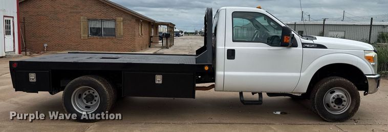 image for item EJ4630 2015 Ford F350 Super Duty flatbed pickup truck