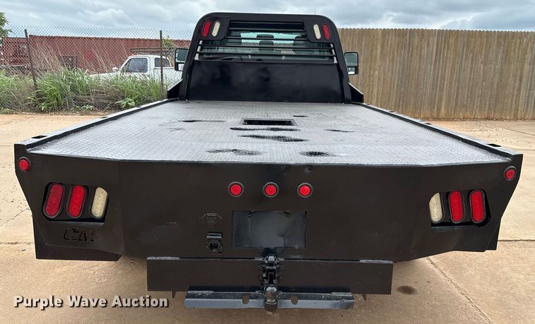 image for item EJ4630 2015 Ford F350 Super Duty flatbed pickup truck