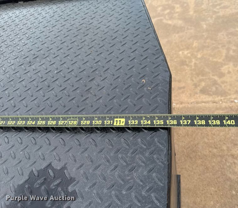 image for item EJ4630 2015 Ford F350 Super Duty flatbed pickup truck