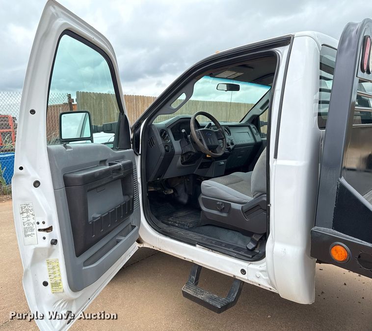 image for item EJ4630 2015 Ford F350 Super Duty flatbed pickup truck