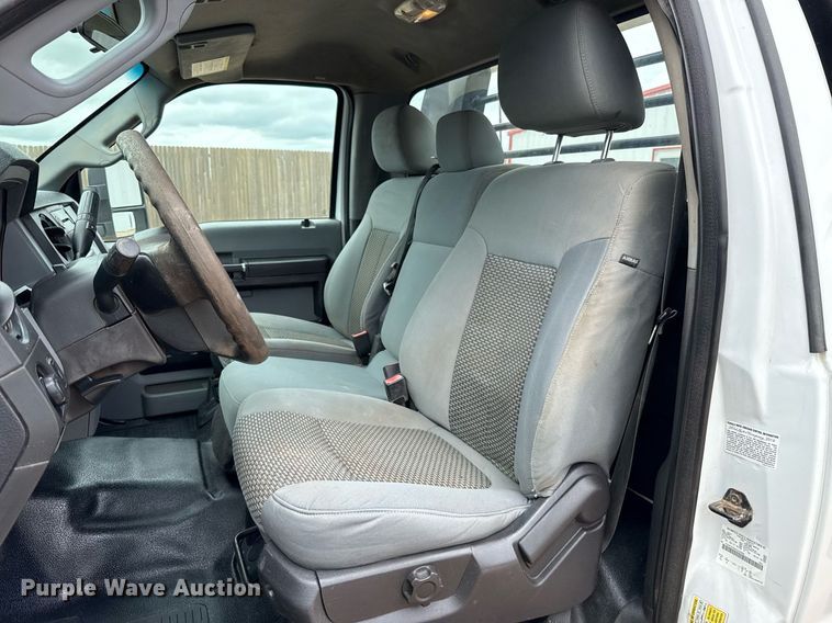 image for item EJ4630 2015 Ford F350 Super Duty flatbed pickup truck