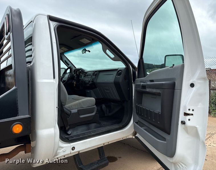 image for item EJ4630 2015 Ford F350 Super Duty flatbed pickup truck