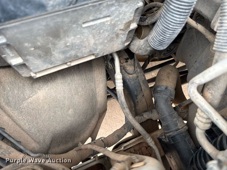 image for item EJ4630 2015 Ford F350 Super Duty flatbed pickup truck