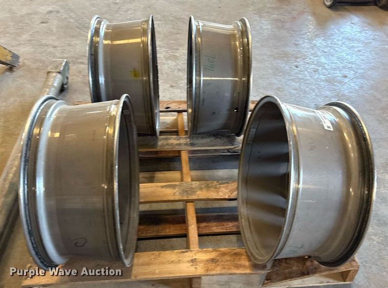 image for item EJ4635 (4) wheels