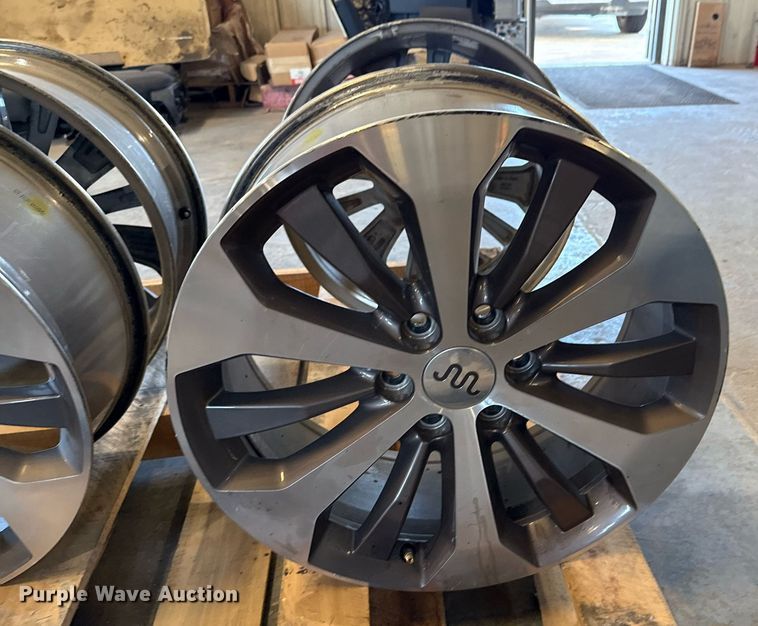 image for item EJ4635 (4) wheels