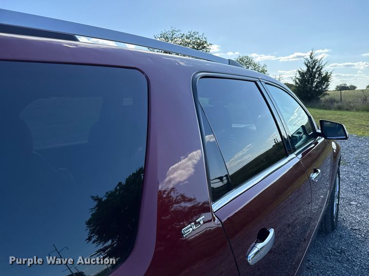 image for item EJ4643 2017 GMC Acadia SLT SUV