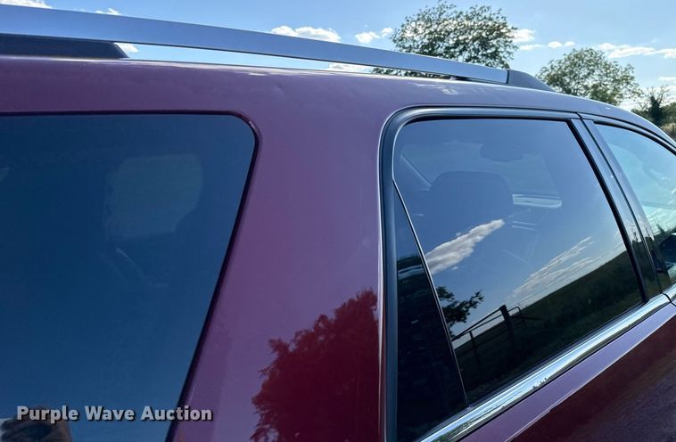 image for item EJ4643 2017 GMC Acadia SLT SUV