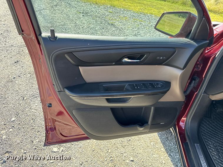 image for item EJ4643 2017 GMC Acadia SLT SUV