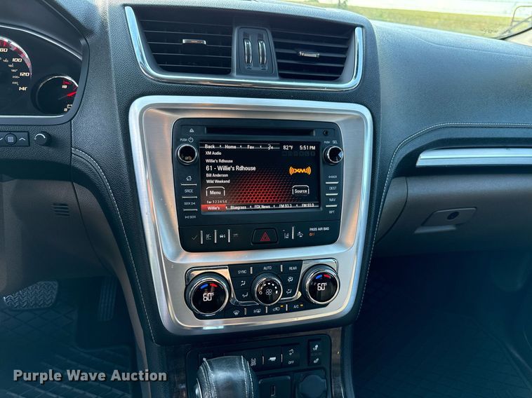 image for item EJ4643 2017 GMC Acadia SLT SUV