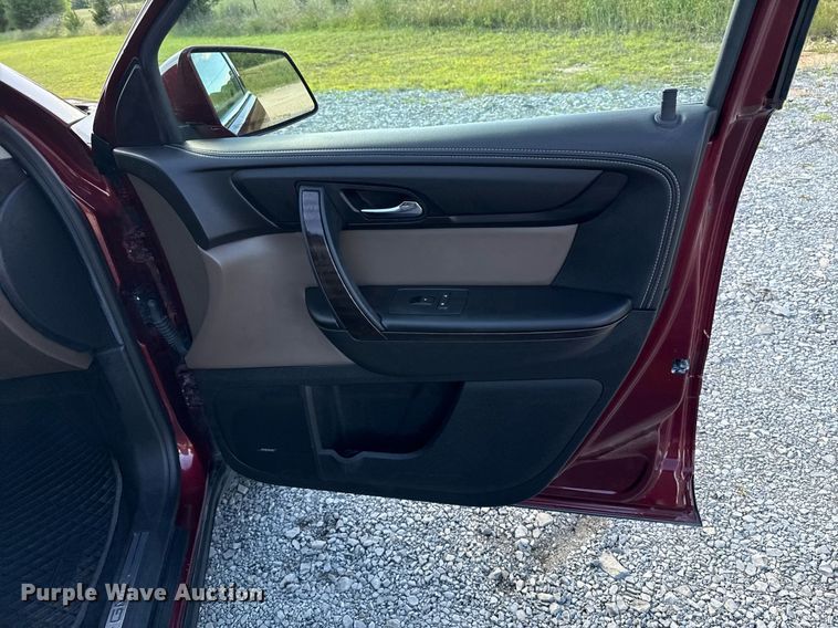 image for item EJ4643 2017 GMC Acadia SLT SUV