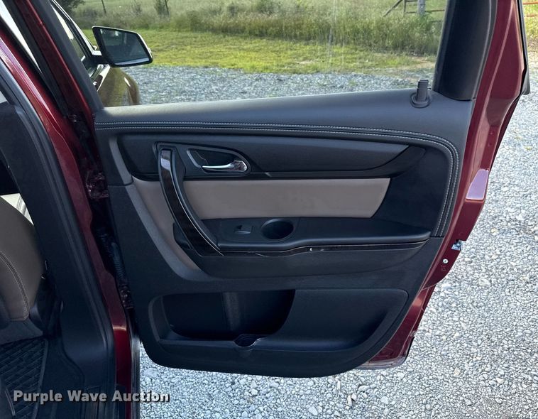 image for item EJ4643 2017 GMC Acadia SLT SUV