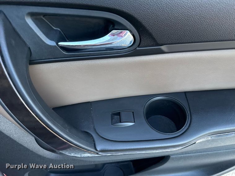 image for item EJ4643 2017 GMC Acadia SLT SUV