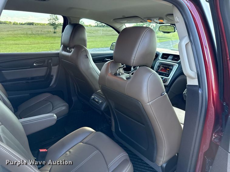 image for item EJ4643 2017 GMC Acadia SLT SUV