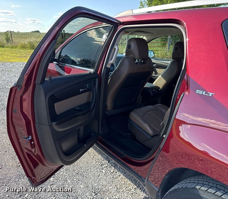 image for item EJ4643 2017 GMC Acadia SLT SUV