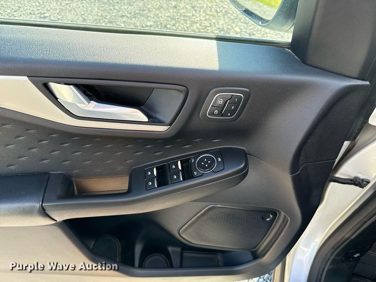 image for item EJ4644 2020 Ford Escape SUV