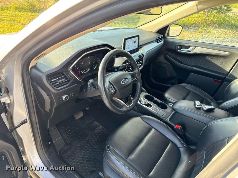 image for item EJ4644 2020 Ford Escape SUV