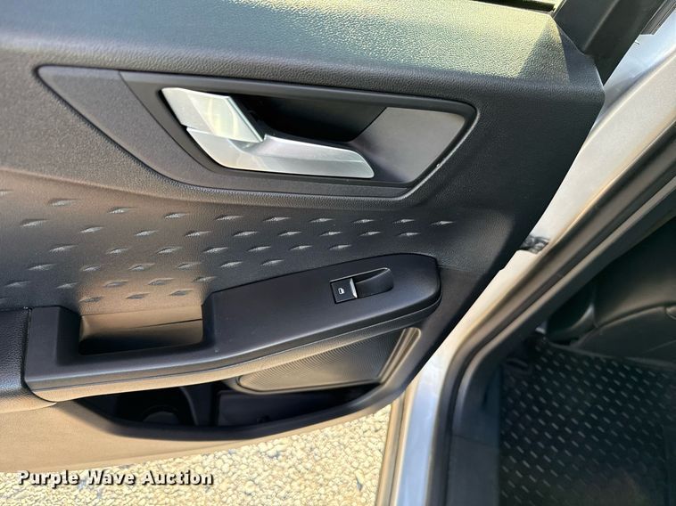 image for item EJ4644 2020 Ford Escape SUV