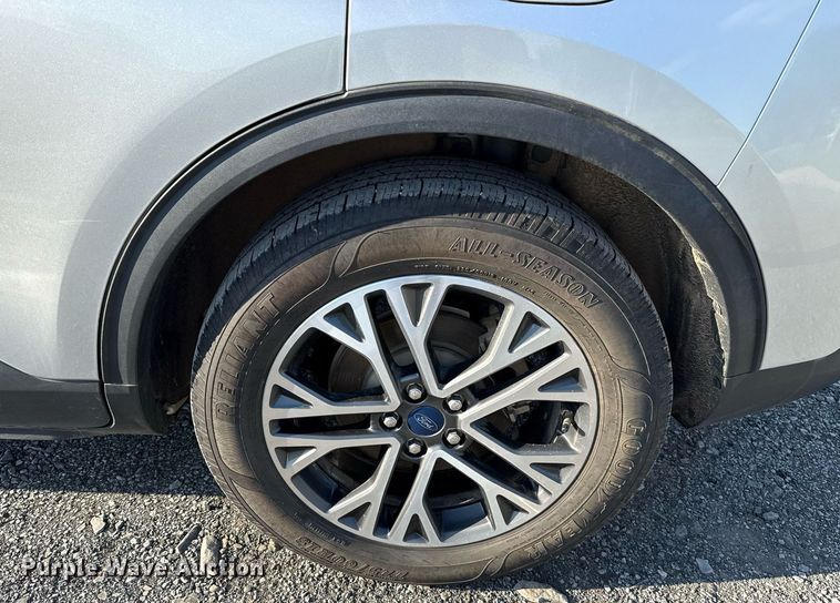 image for item EJ4644 2020 Ford Escape SUV