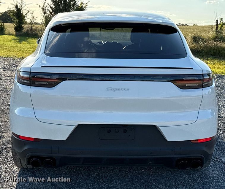 image for item EJ4645 2021 Porsche Cayenne SUV