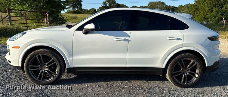 image for item EJ4645 2021 Porsche Cayenne SUV