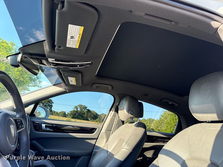 image for item EJ4645 2021 Porsche Cayenne SUV