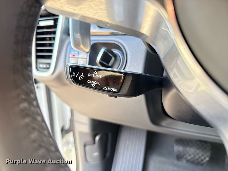 image for item EJ4645 2021 Porsche Cayenne SUV