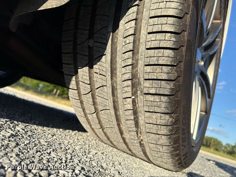 image for item EJ4645 2021 Porsche Cayenne SUV