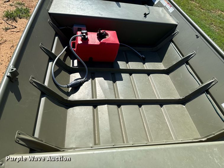 image for item EJ4648 2024 Lowe 1436L boat