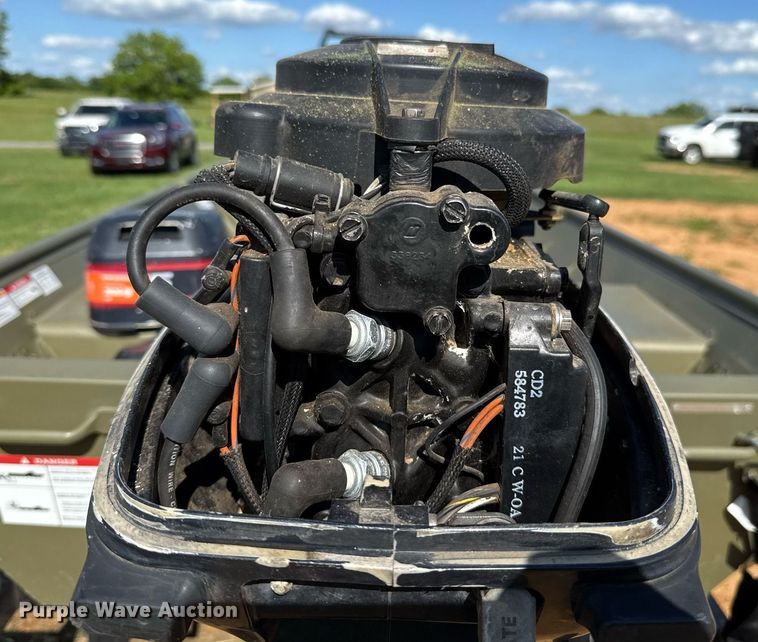 image for item EJ4648 2024 Lowe 1436L boat