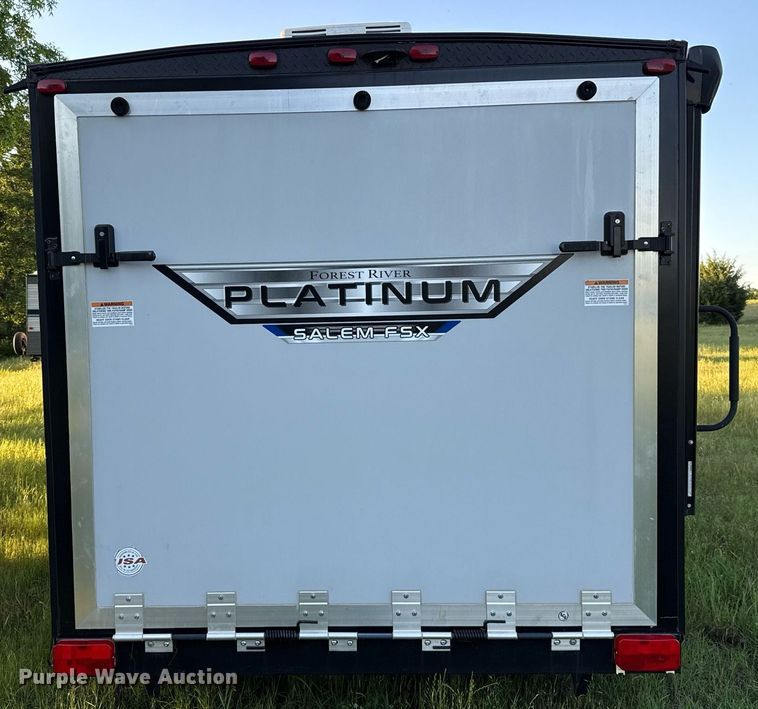 image for item EJ4649 2021 Forest River SMT181RTX camper