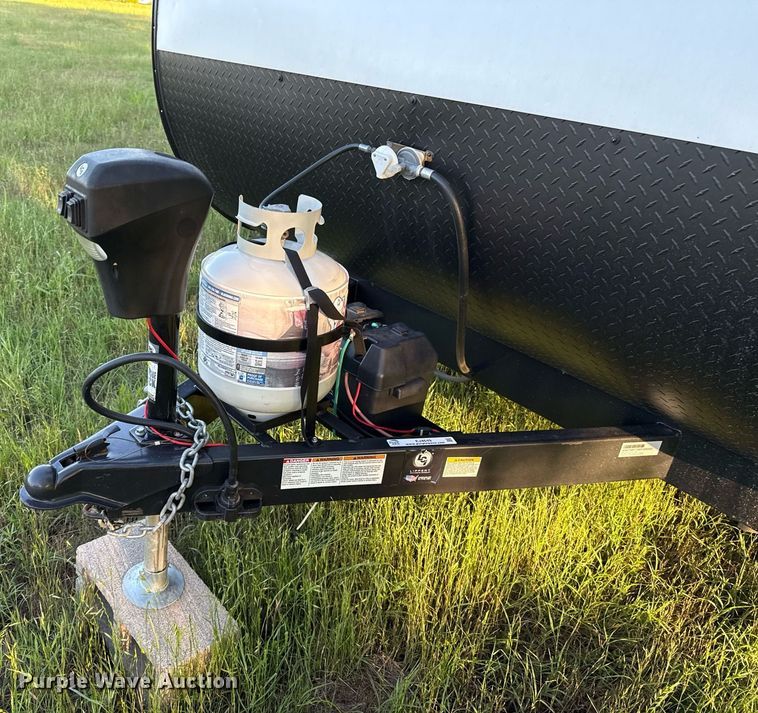 image for item EJ4649 2021 Forest River SMT181RTX camper