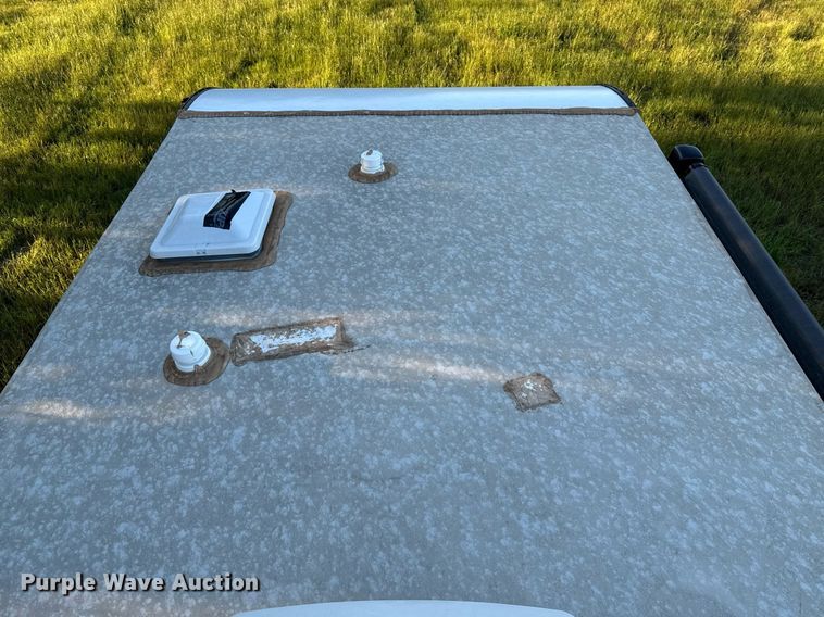 image for item EJ4649 2021 Forest River SMT181RTX camper