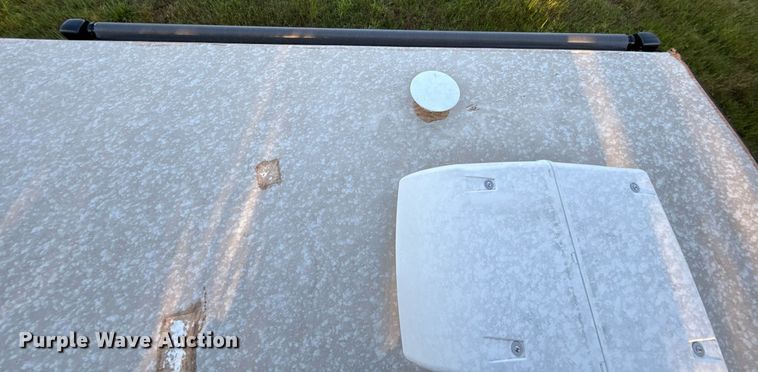 image for item EJ4649 2021 Forest River SMT181RTX camper