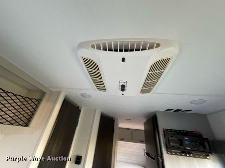 image for item EJ4649 2021 Forest River SMT181RTX camper