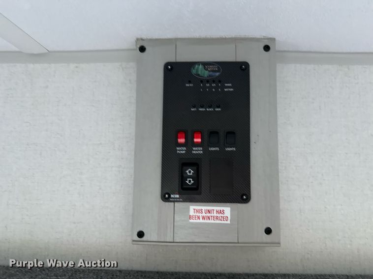 image for item EJ4649 2021 Forest River SMT181RTX camper