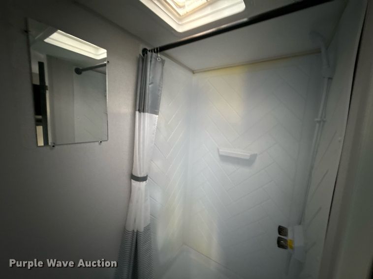 image for item EJ4649 2021 Forest River SMT181RTX camper