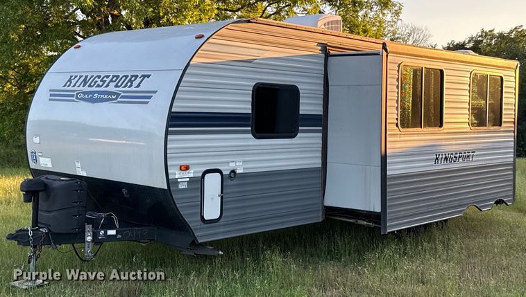 image for item EJ4650 2021 Gulf Stream Coach King Sport camper