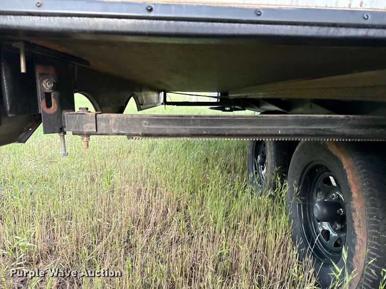 image for item EJ4650 2021 Gulf Stream Coach King Sport camper