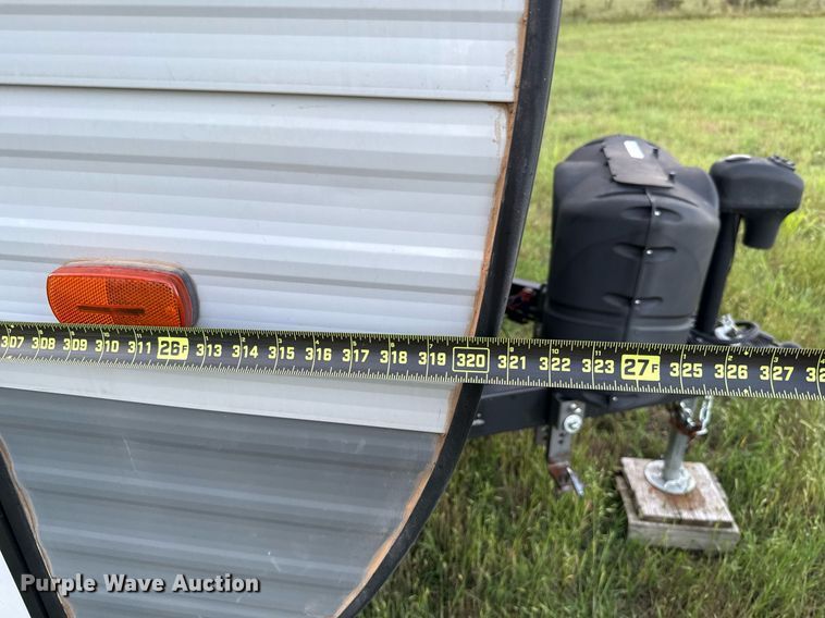 image for item EJ4650 2021 Gulf Stream Coach King Sport camper