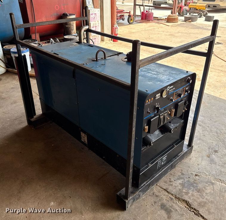 image for item EJ4654 Miller PipePro 304 welder