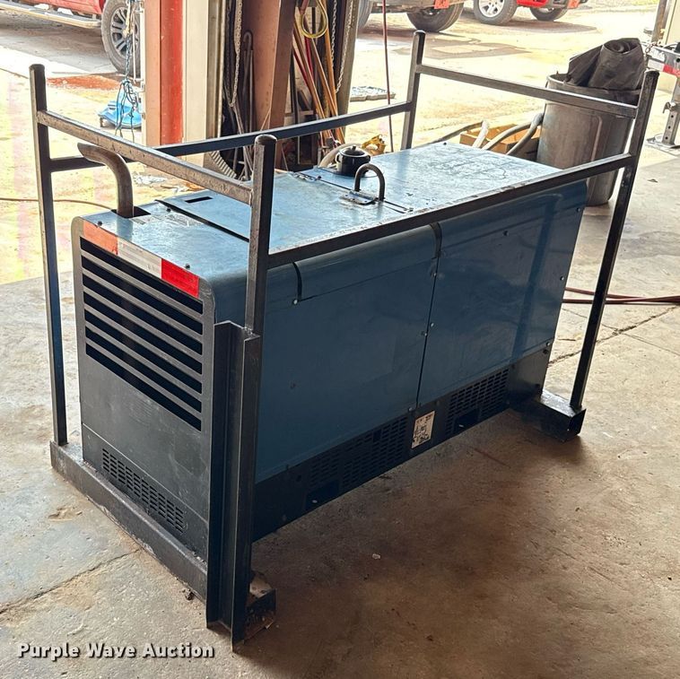 image for item EJ4654 Miller PipePro 304 welder