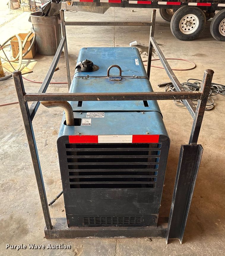 image for item EJ4654 Miller PipePro 304 welder