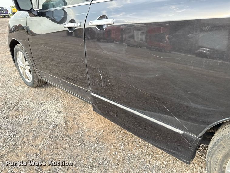 image for item EJ4655 2012 Nissan Quest van