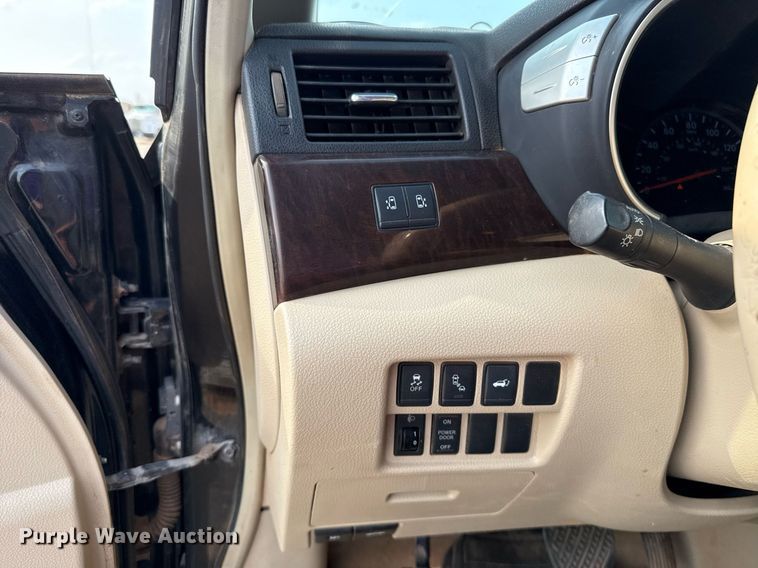 image for item EJ4655 2012 Nissan Quest van