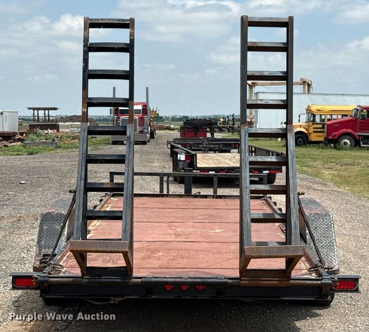 image for item EJ4657 2001 Big Bubba equipment trailer