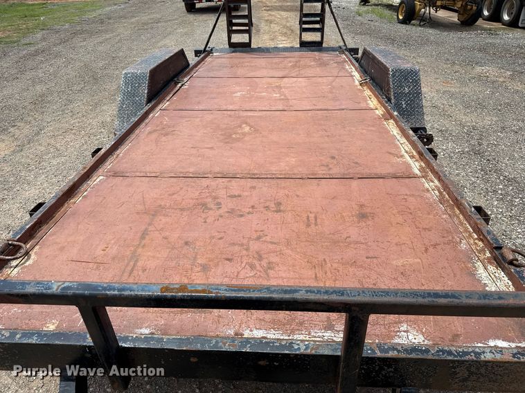 image for item EJ4657 2001 Big Bubba equipment trailer