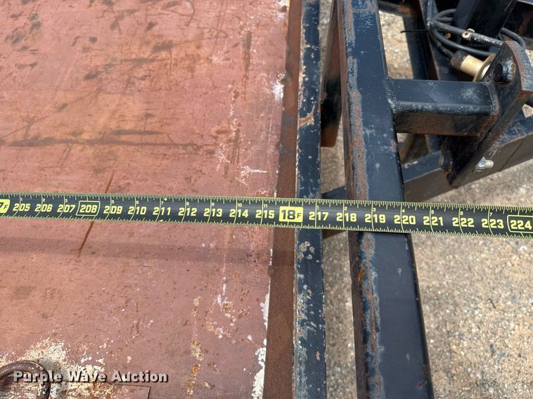 image for item EJ4657 2001 Big Bubba equipment trailer