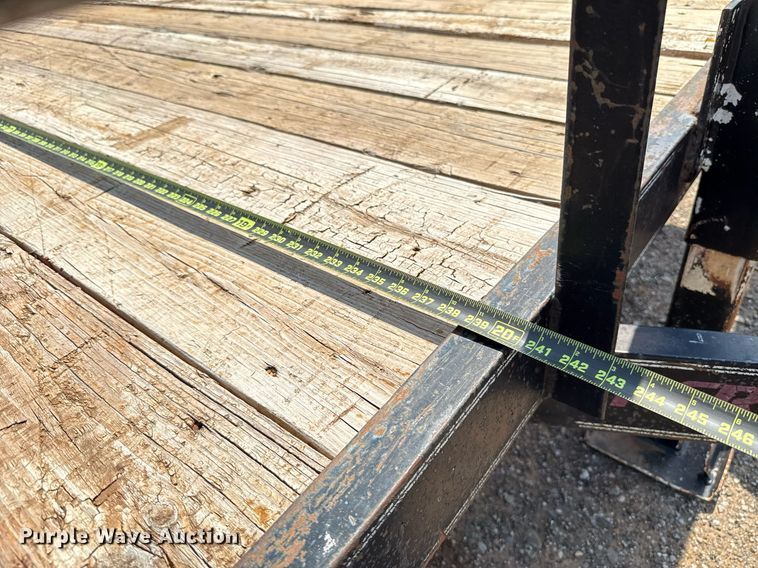 image for item EJ4659 2011 Parker  HP77 utility trailer