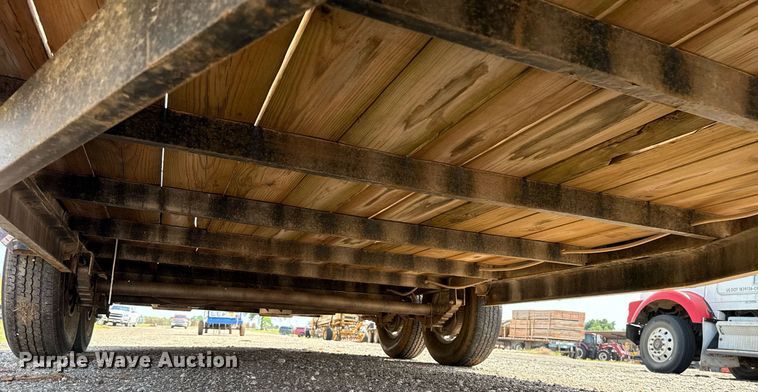 image for item EJ4659 2011 Parker  HP77 utility trailer